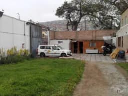 PROPIEDAD EN ESQUINA CON 1000 M2 (50 X 20)