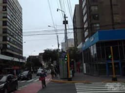 Se Alquila Local Comercial en Miraflores.
