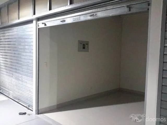 ALQUILER DE LOCAL COMERCIAL — foto 1