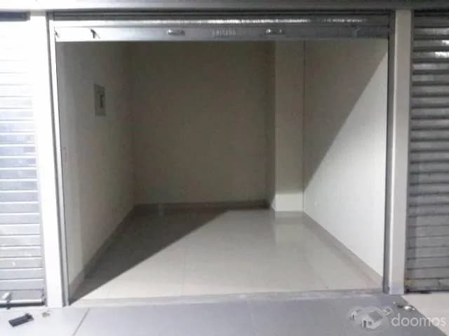ALQUILER DE LOCAL COMERCIAL — foto 2