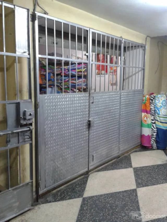 OCASION , VENTA LOCAL COMERCIAL EN GAMARRA — foto 1