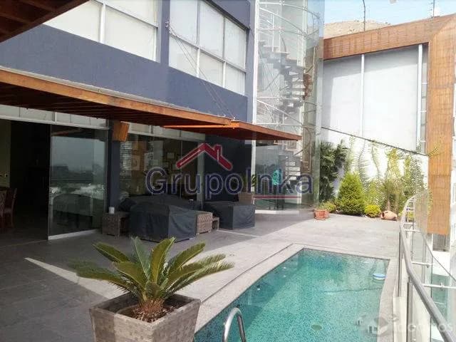 COD. 4363 ESPECTACULAR CASA CON VISTA AL CLUB GOLF LOS INCAS — foto 1