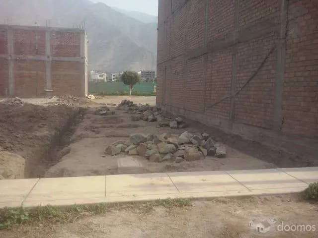VENTA DE LOTE REMATO , URB. SOL DE HUAMPANI . CHOSICA — foto 3