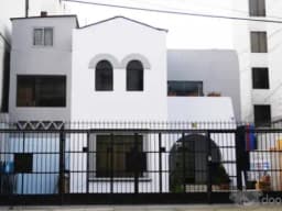 Alquilo primera planta de inmueble para oficina