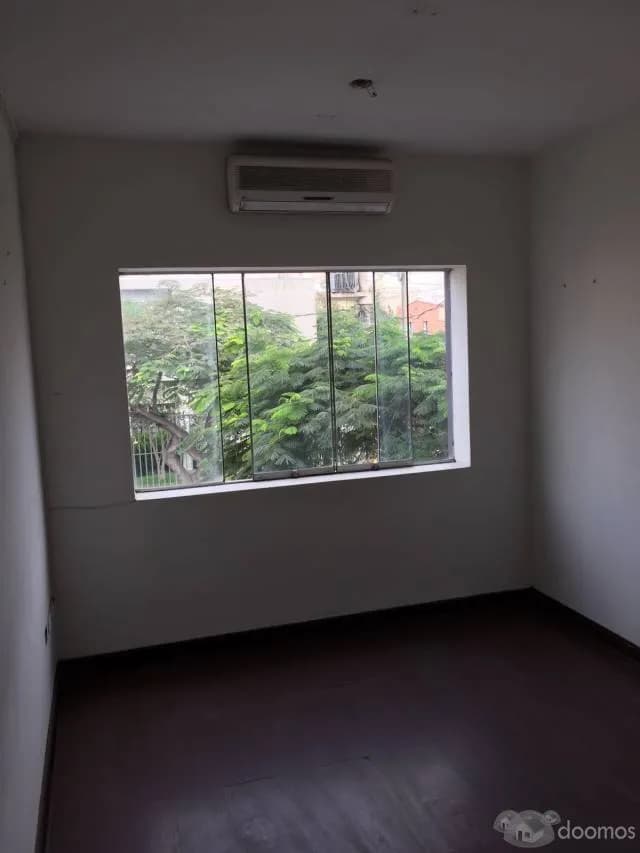 SE VENDE PROPIEDAD CON LICENCIA COMERCIAL — foto 6