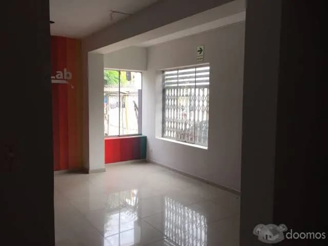 SE VENDE PROPIEDAD CON LICENCIA COMERCIAL — foto 8