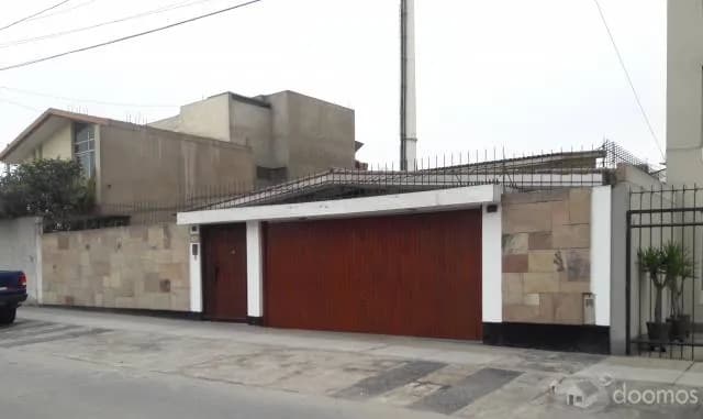 CASA EN VENTA URB. SAN BORJA SUR II ETAPA  US$ 670,000.00 — foto 2