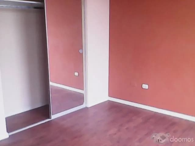 VENTA DE DEPARTAMENTO EN EXCLUSIVA ZONA UBR. EL GOLF — foto 2