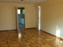 Departamento en condominio seguro, condominio frente a parque