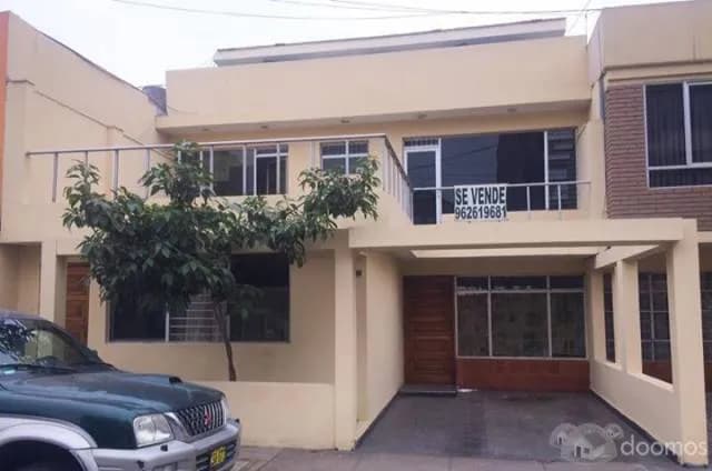 CASA DE TRES PISOS — foto 1