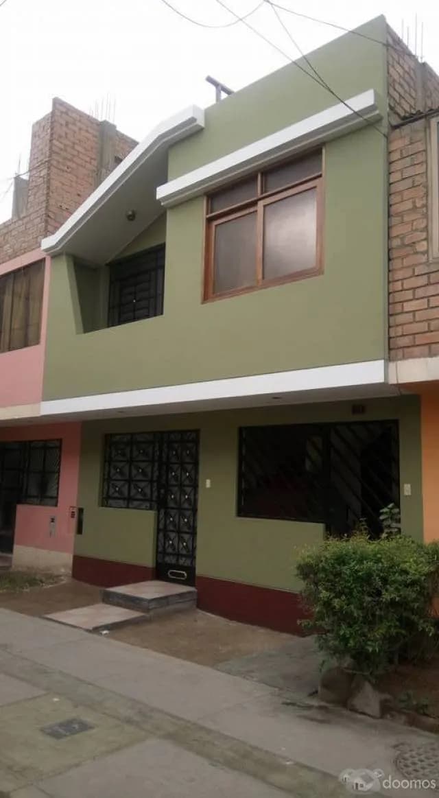 VENTA DE CASA DE 2 PISOS - LOS OLIVOS — foto 5
