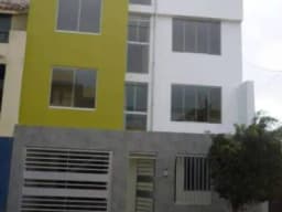 Alquilo departamento en Trujillo Urb. El Sol  - Soles 750.-