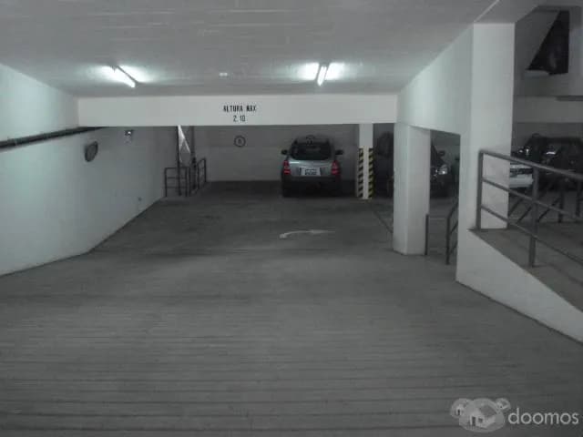 120MTS OFICINA SUPER IMPLEMENTADA - CENTRO EMPRESARIAL POLO HUNT I - SURCO — foto 2