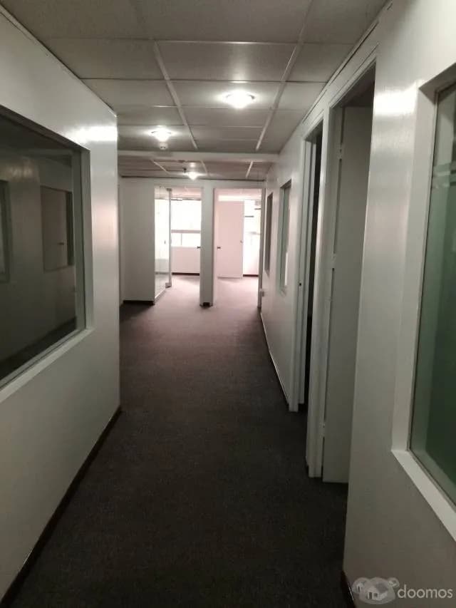 120MTS OFICINA SUPER IMPLEMENTADA - CENTRO EMPRESARIAL POLO HUNT I - SURCO — foto 3