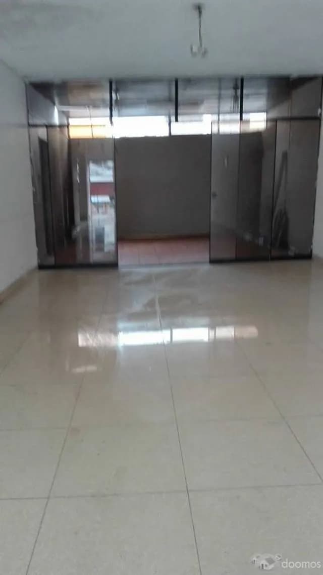 SE ALQUILA CASA PARA OFICINAS O ALMACEN O PARA VIVIENDA — foto 2