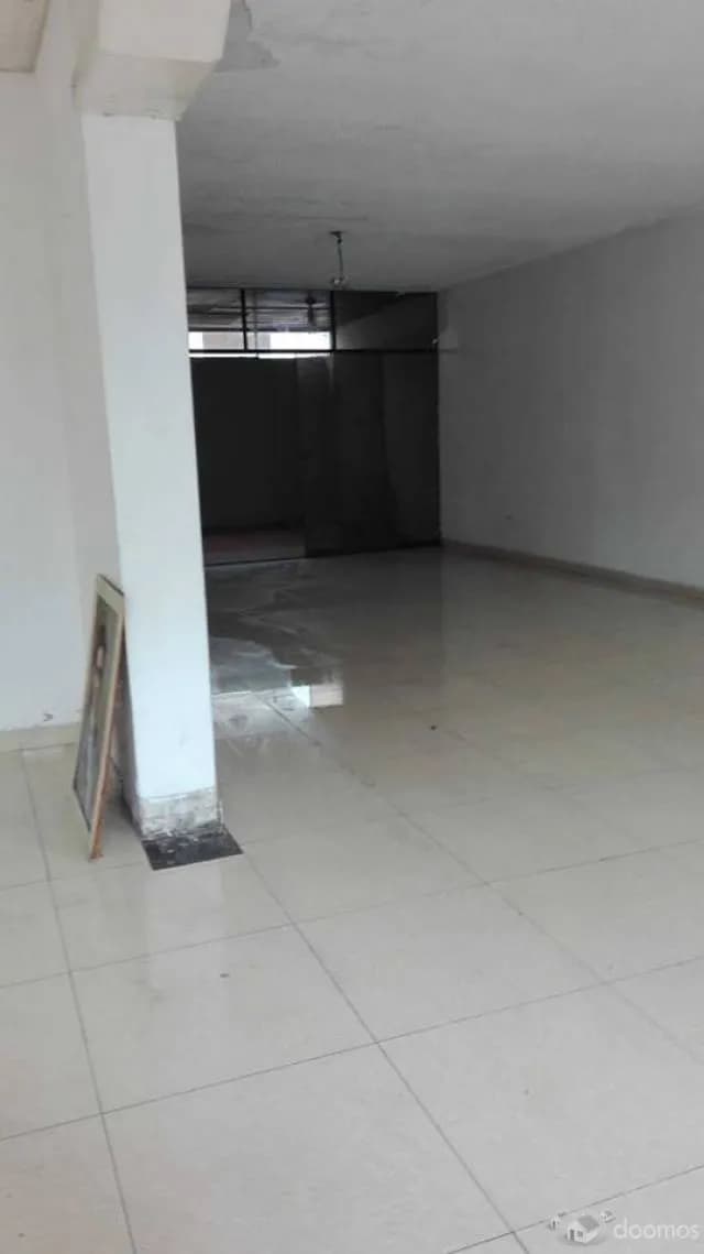 SE ALQUILA CASA PARA OFICINAS O ALMACEN O PARA VIVIENDA — foto 3