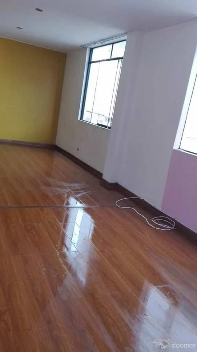 SE ALQUILA CASA PARA OFICINAS O ALMACEN O PARA VIVIENDA — foto 4