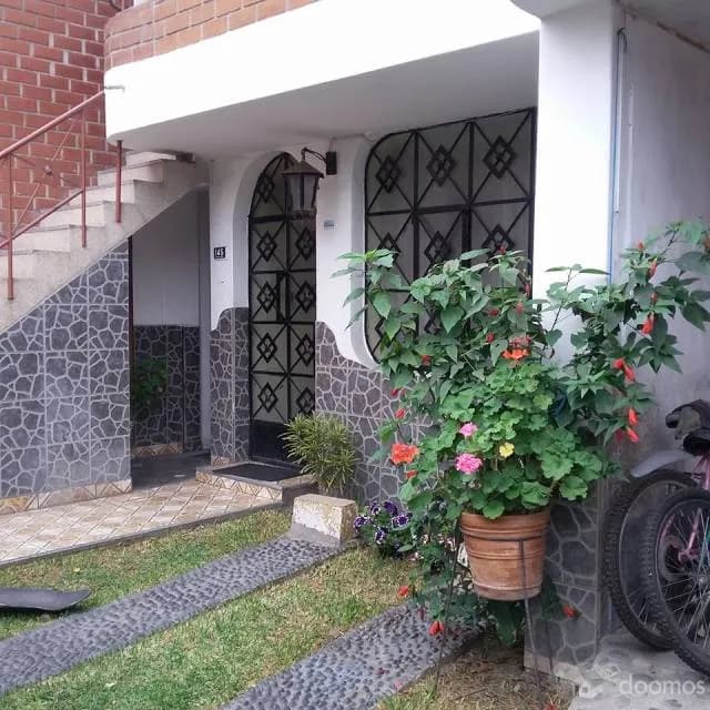 Alquilo casa en Pueblo Libre — foto 1