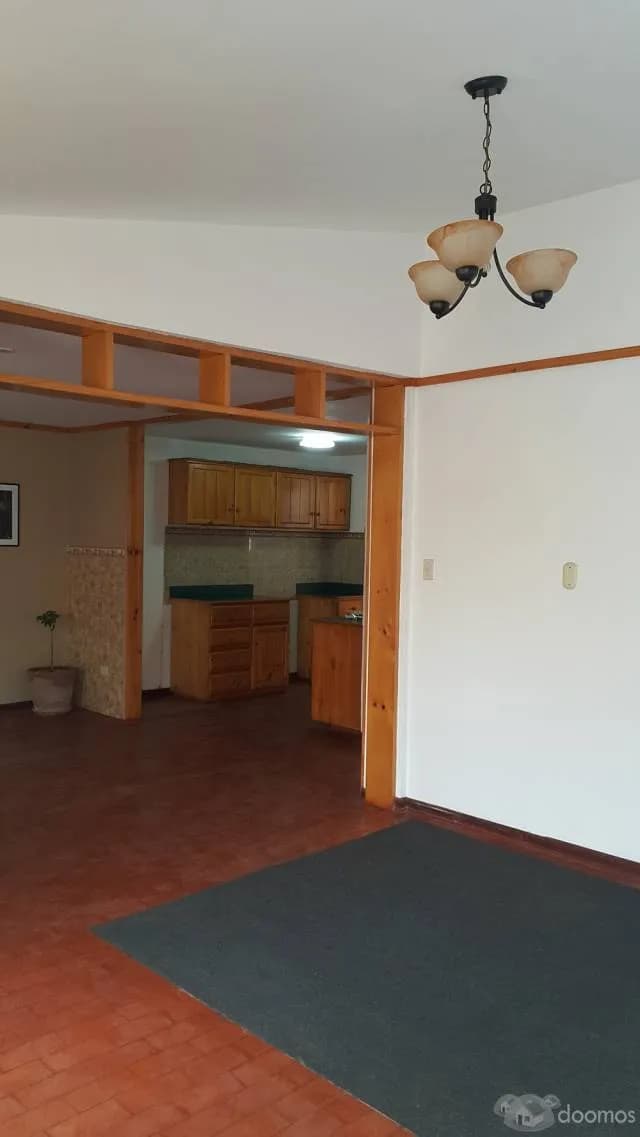 CASA DE 3 PISOS EN URB LOS CEDROS DE VILLA — foto 7