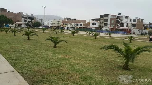 CASA DE 3 PISOS EN URB LOS CEDROS DE VILLA — foto 11