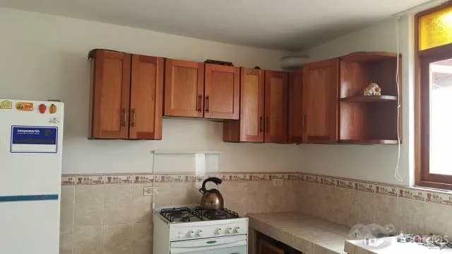 CASA DE 3 PISOS EN URB LOS CEDROS DE VILLA — foto 14