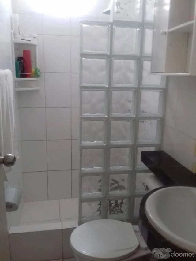 LINDA CASA DE 3 PISOS CERCA A PARQUE EN CEDROS DE VILLA — foto 8