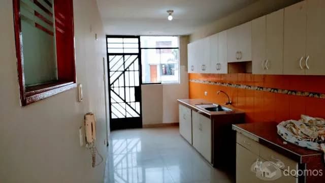 ALQUILAMOS CASA EN URB. VILLAS DEL NORTE - CHICLAYO — foto 5