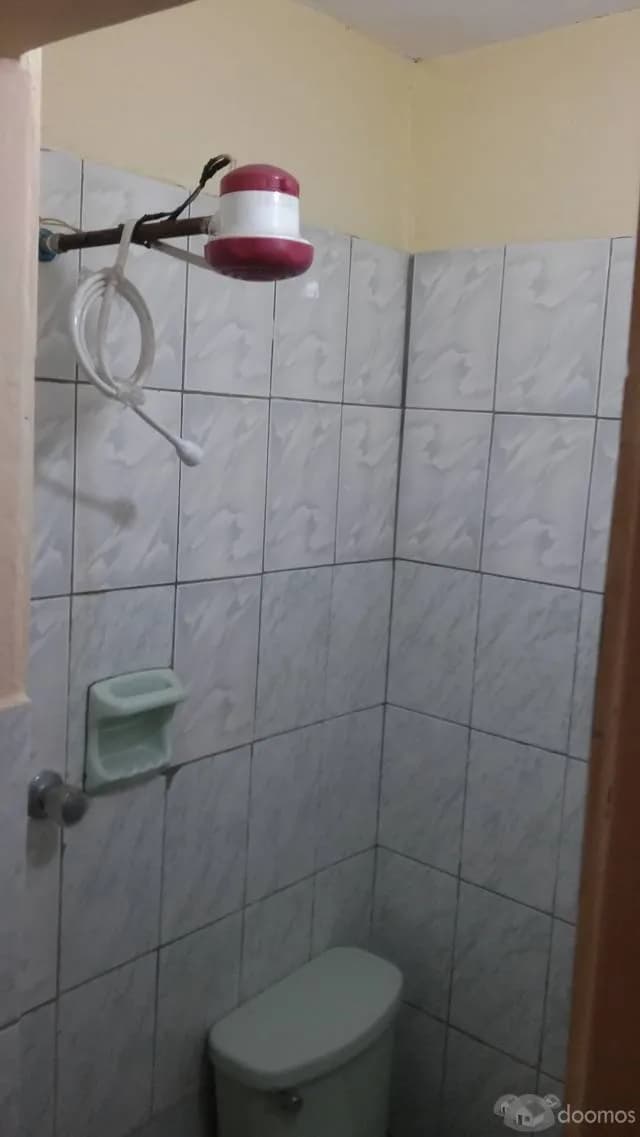 Remato  Local Comercial - Av. Universitaria San Miguel — foto 7