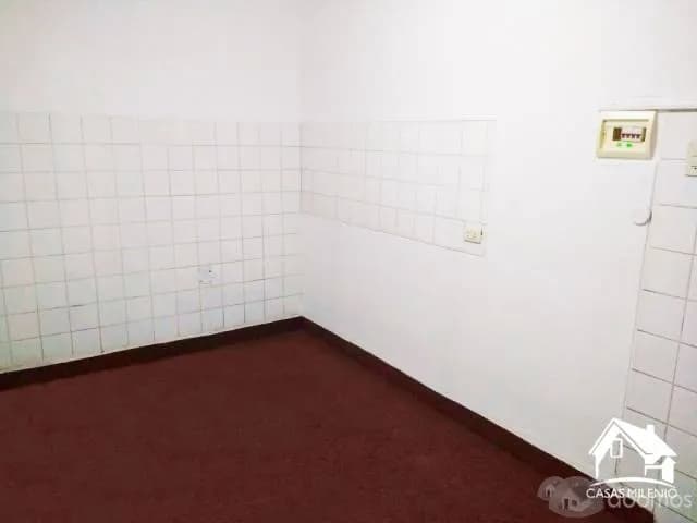 ALQUILO OFICINA A PUERTA CERRADA, 60m2, 2° PISO - LINCE — foto 3