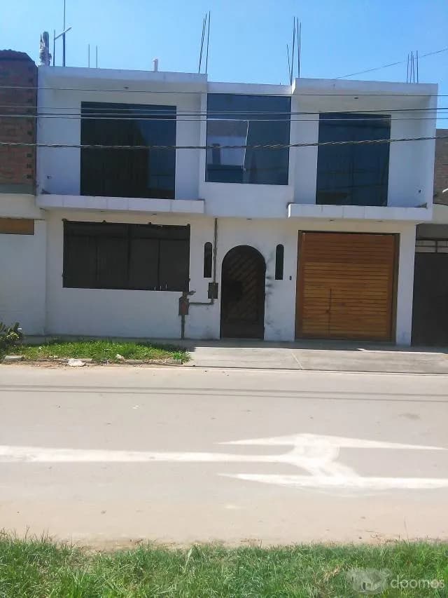 VENDO CASA - DOS PISOS  - SMP — foto 1