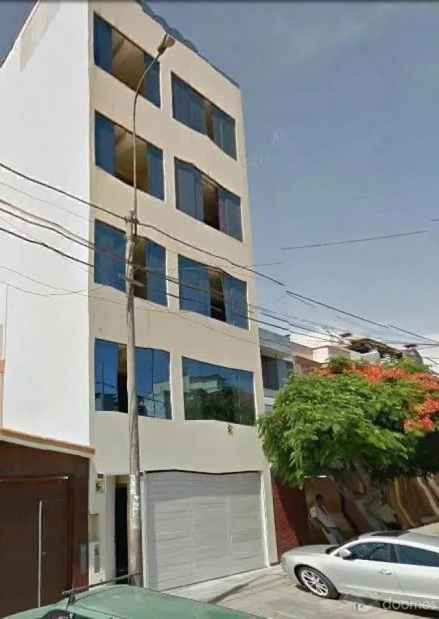 REMATO AMPLIO DEPARTAMENTO — foto 1