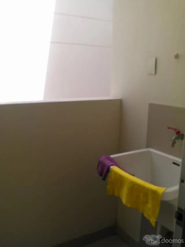 Alquilo departamento en Salamanca De Monterrico — foto 8