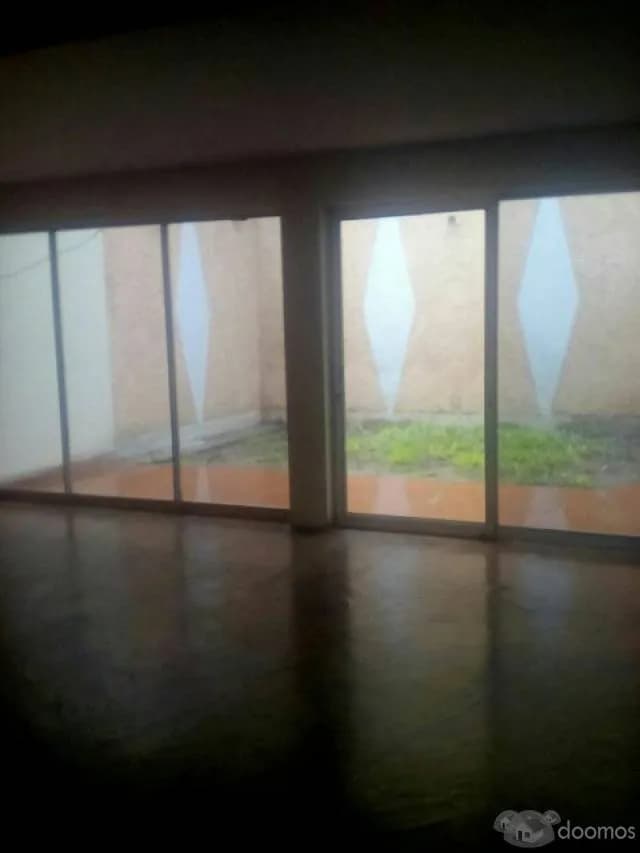 ALKILER DE CASA EN ZONA RESIDENCIAL — foto 2
