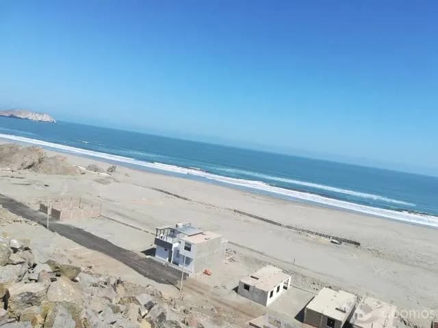VIVE UN ESTILO DE VIDA DIFERENTE FRENTE AL MAR — foto 1