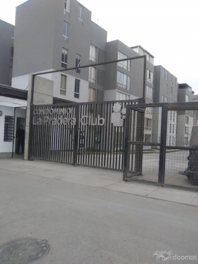 VENDO DEPARTAMENTO -   PRIMER PISO  -- CON ÁREA LIBRE PARA CONSTRUIR. — foto 1