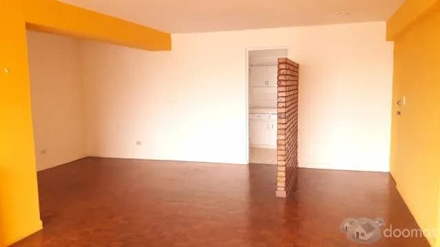 Venta Gran Departamento en Miraflores — foto 8