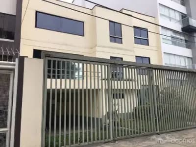 ALQUILO EDIFICIO DE 03 PISOS