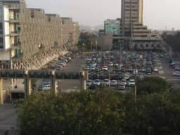Se comparte oficina amoblada en surco