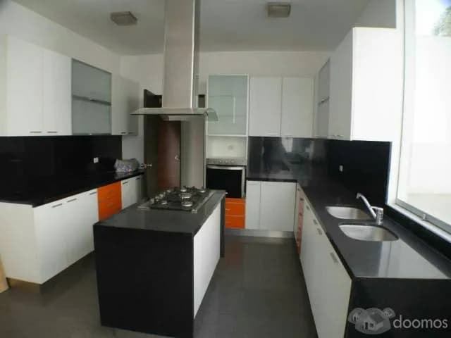 VENTA DE CASA EN EL SOL DE LA MOLINA — foto 4
