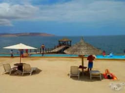 HERMOSA VISTA A BAHIA PARACAS