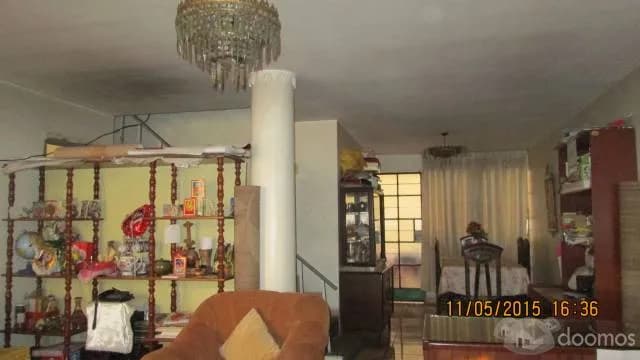 OCACIÓN VENDO CASA DE 4 PISOS CON LOCAL COMERCIAL — foto 2