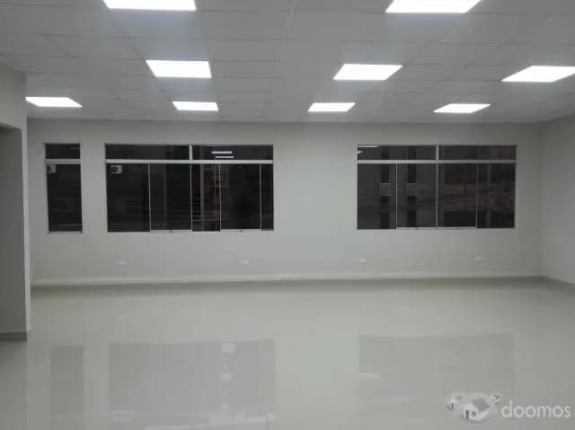Oficina de estreno Lince 92m2 duplex — foto 1