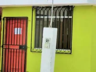 VENDO  CASA EN URBANIZACIÓN NUEVA DE PIURA