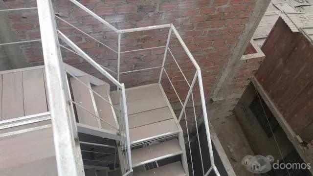 VENTA DE CASA DE 4 PISOS EN CONSTRUCCION — foto 3