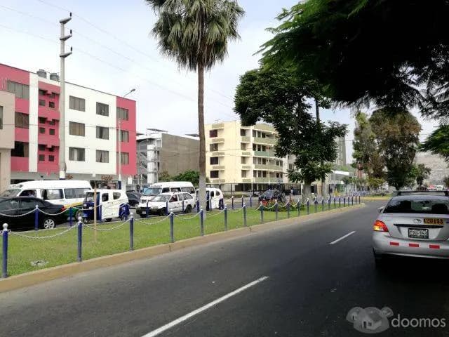 ALQUILO DPTO DE 120M2 STA LEONOR CHORRILLOS, 3DORMS, X METROPOLITANO — foto 2
