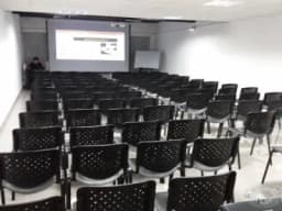 Alquiler Auditorio y Sala de Capacitación, conferencias, cursos,