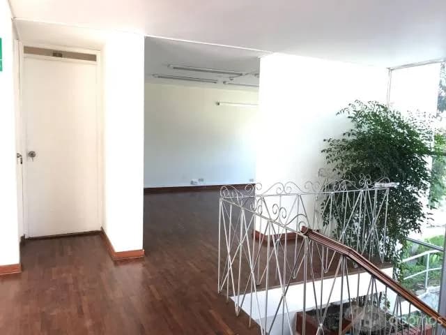 LOCAL COMERCIAL con lic. de Funcionamiento — foto 13