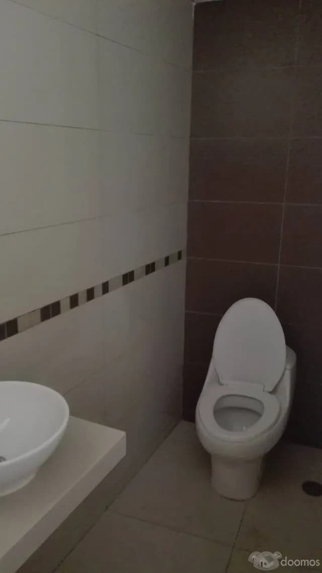 SE ALQUILA AMPLIO DEPARTAMENTO ZONA EXCLUSIVA — foto 2