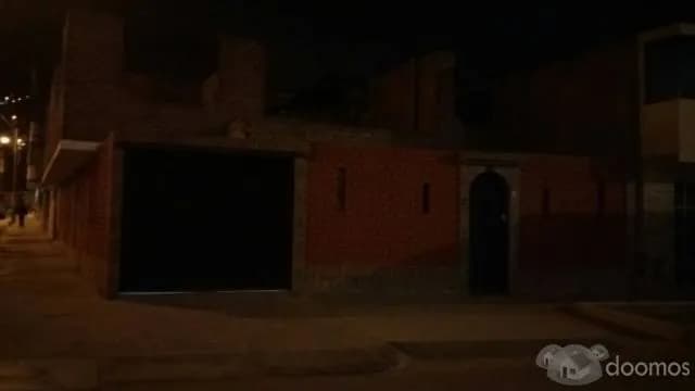 Casa en Venta Urb. San Felipe Comas — foto 2