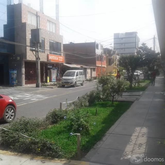 ALQUILO INMUEBLE COMO LOCAL COMERCIAL A ESPALDA DE LA MUNI DE LOS OLIVOS — foto 4